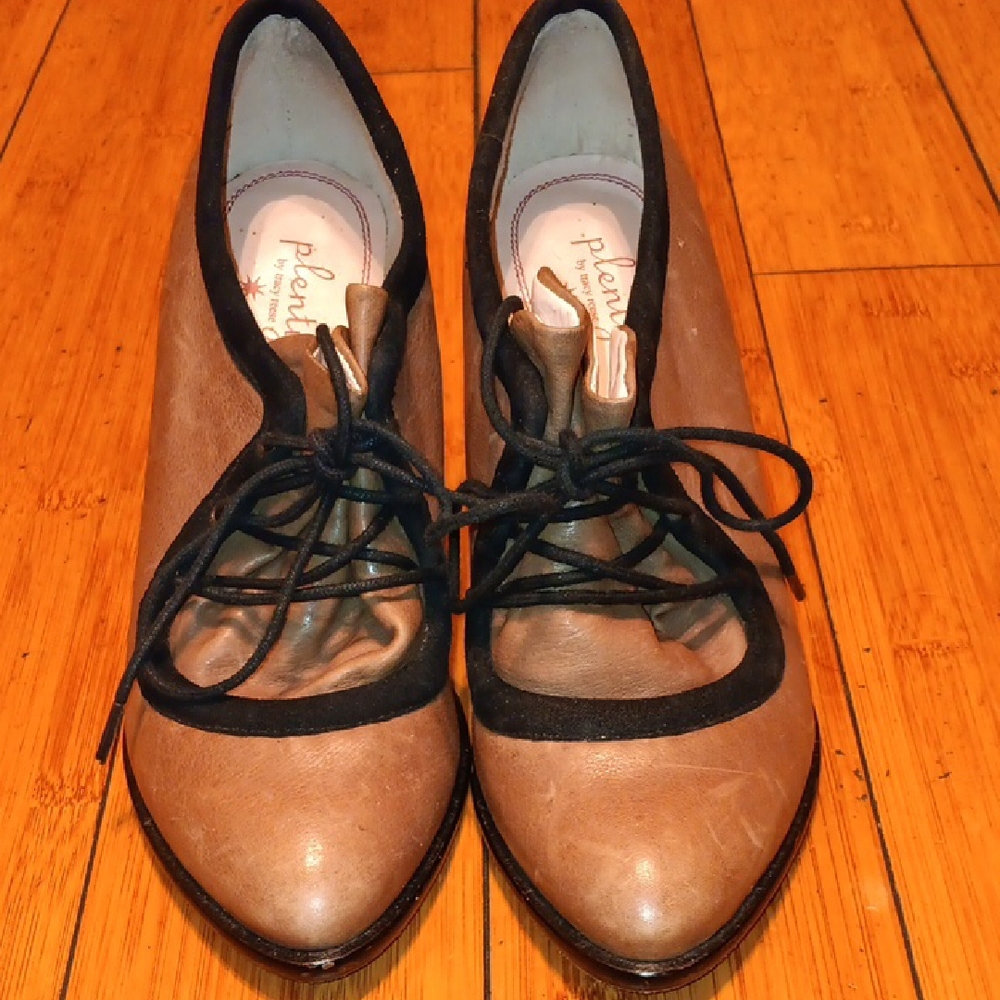 Tracey Reese Women's Brown Lace-Up Shoes